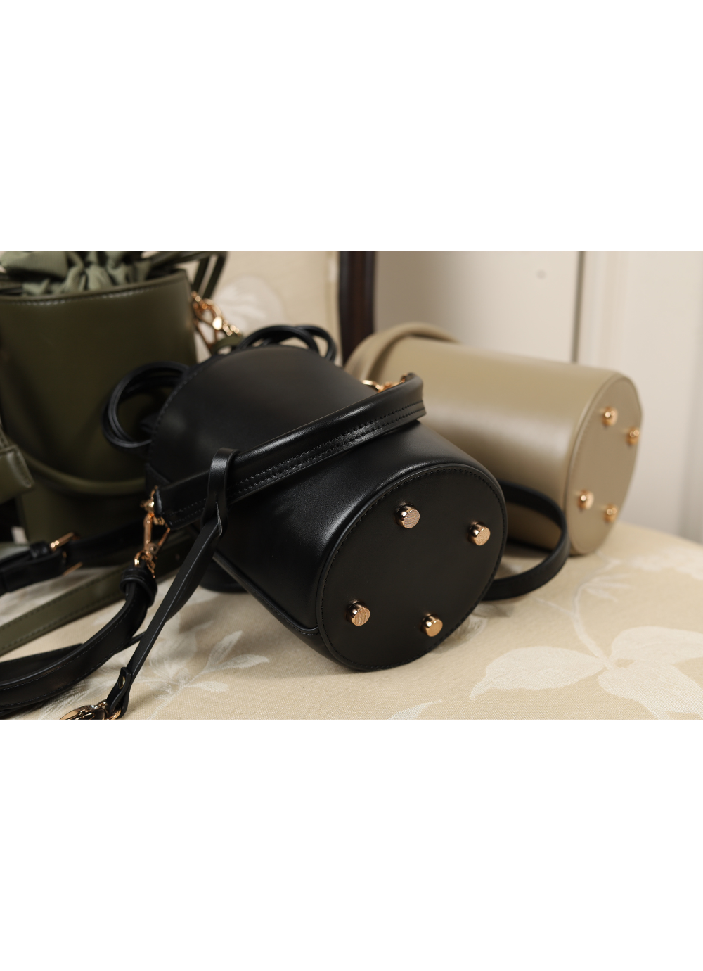 Blake 2-Way Sling Bag