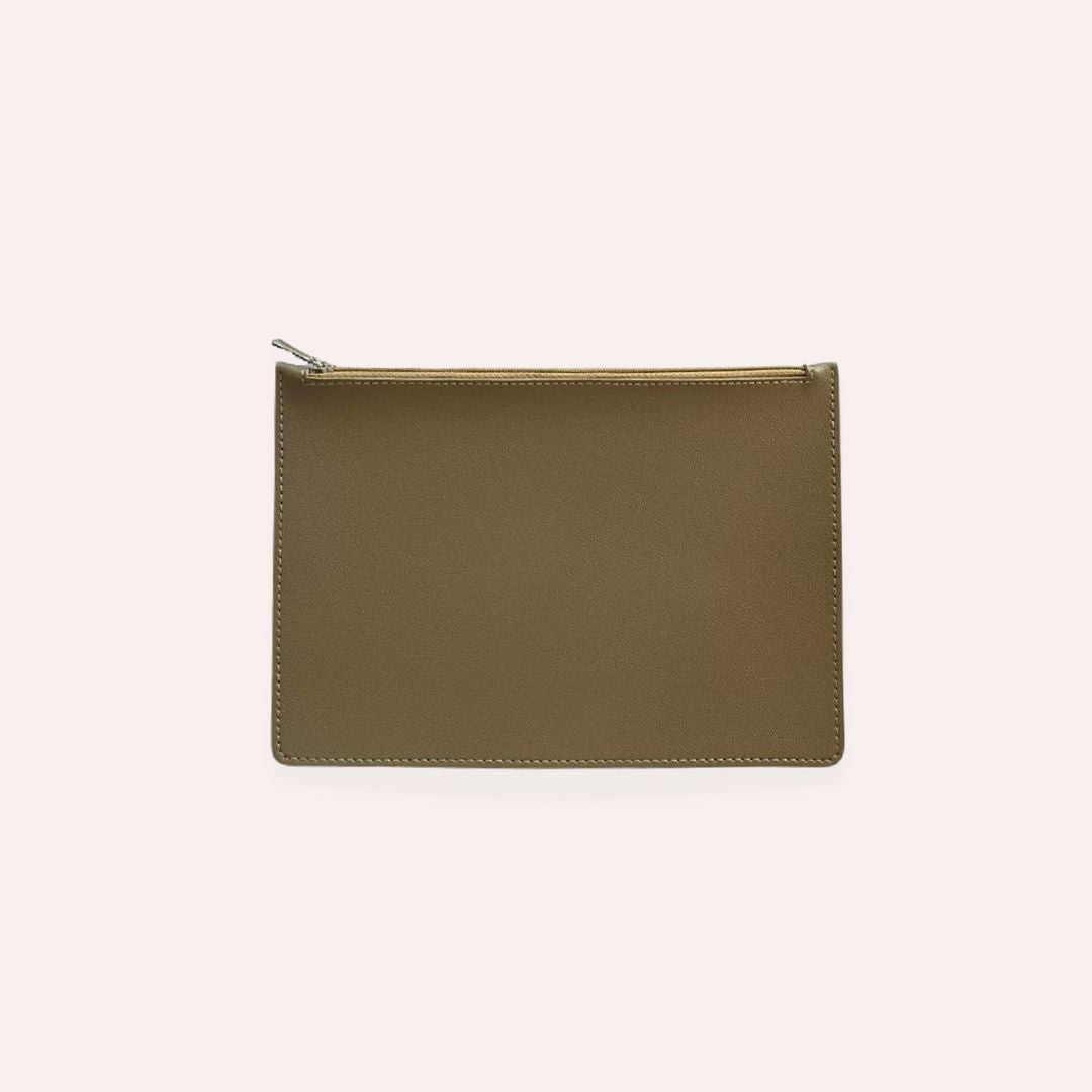 Orla Flat Purse