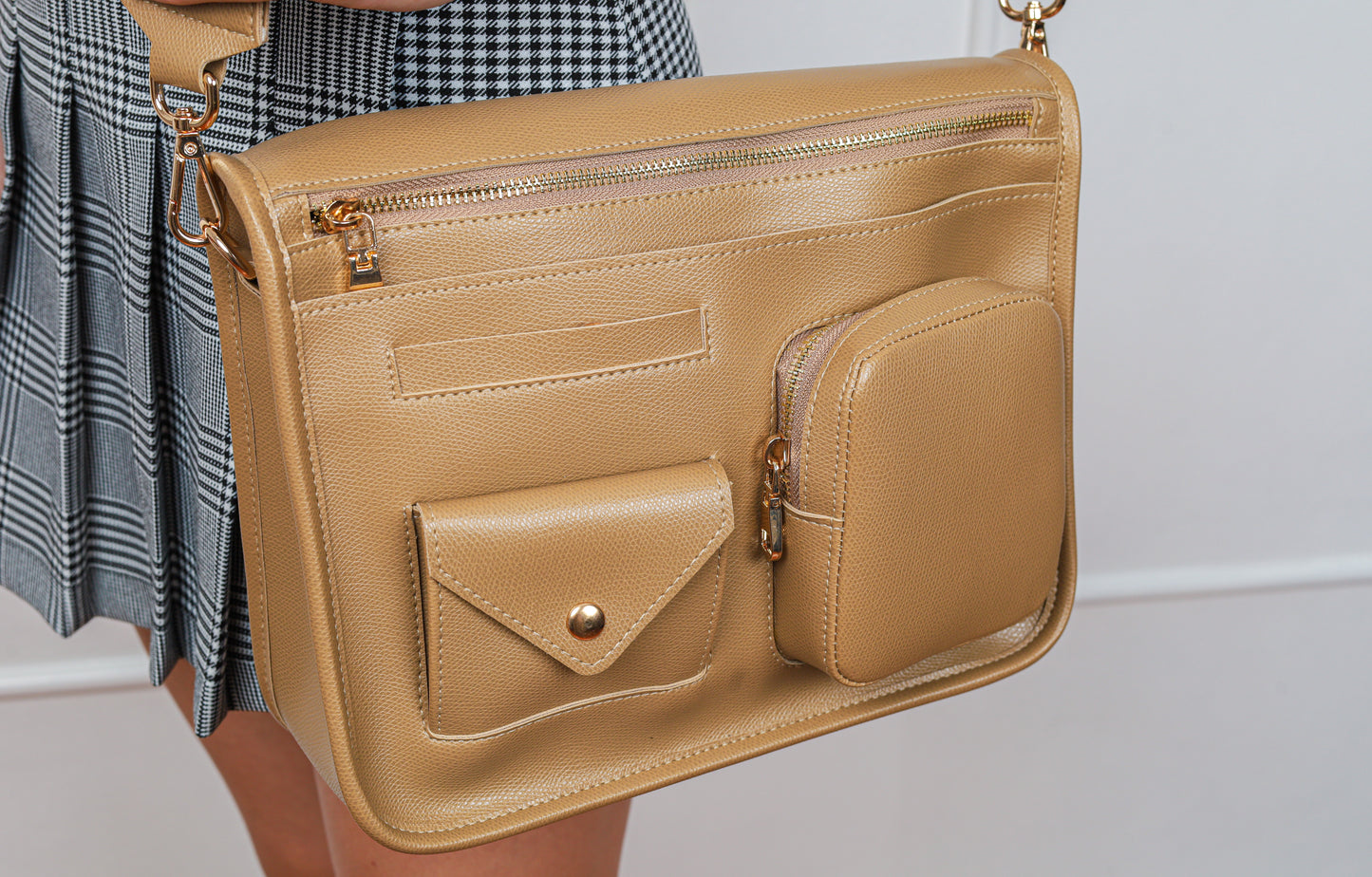 Mavi Multi-Pocket Sling Bag