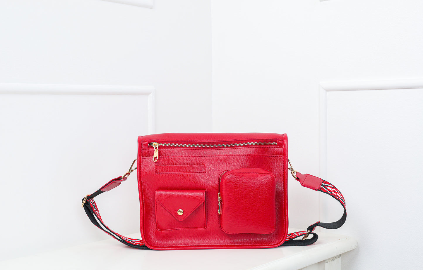 Mavi Multi-Pocket Sling Bag