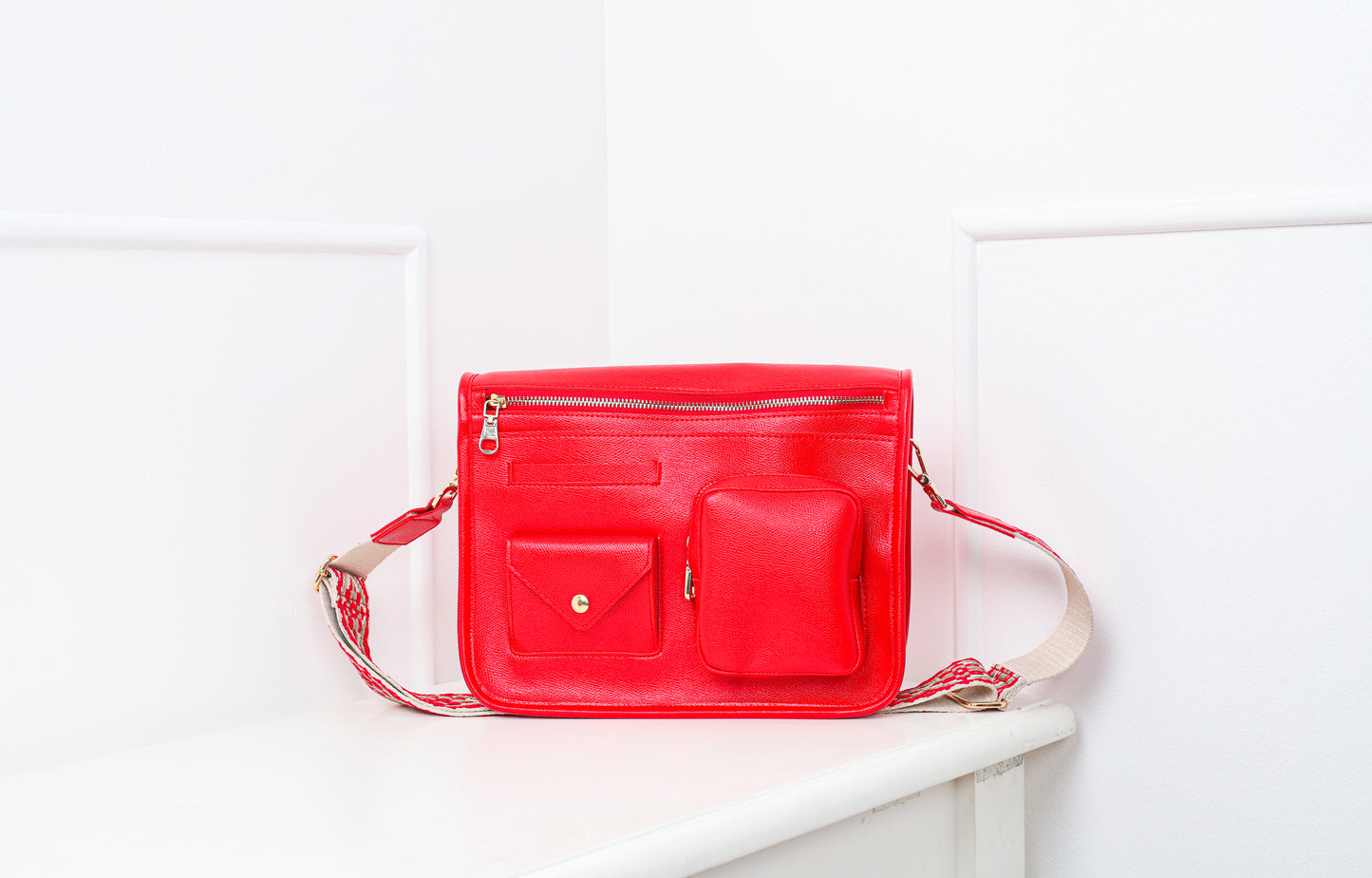 Mavi Multi-Pocket Sling Bag