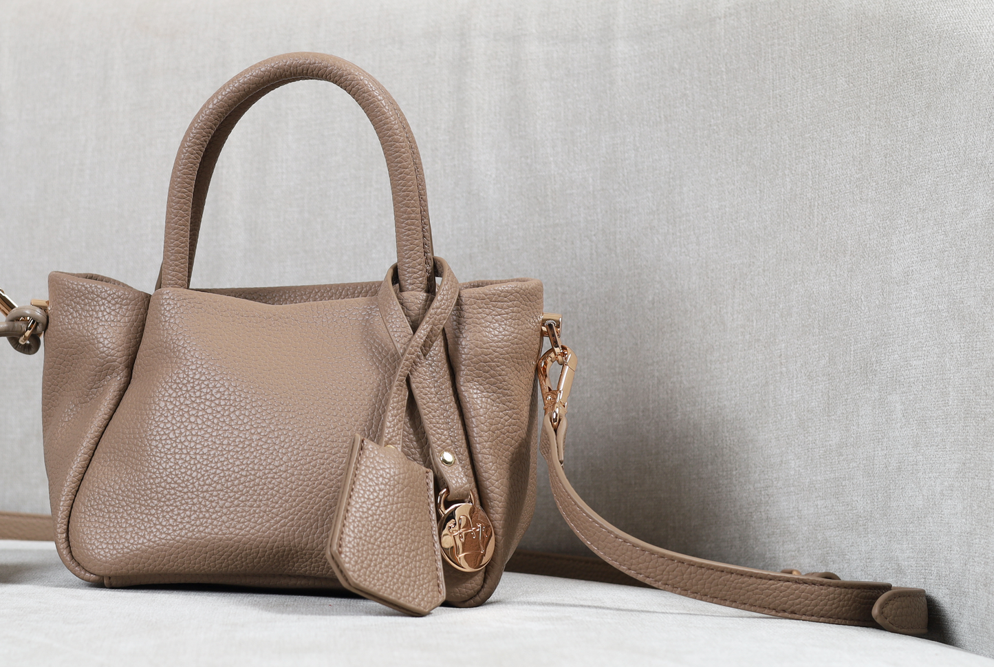 Arya Sling & Handbag