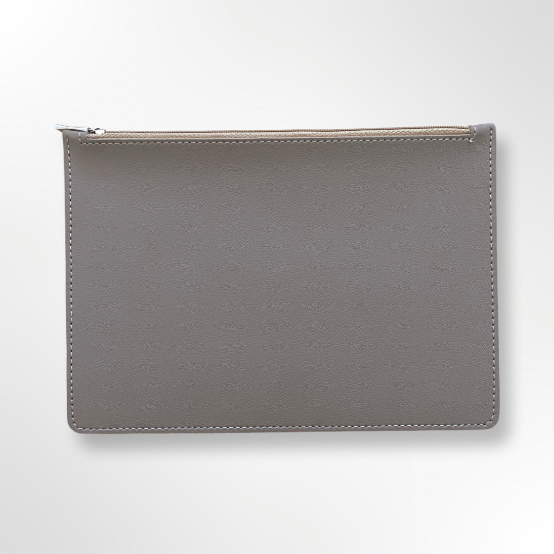 Orla Flat Purse
