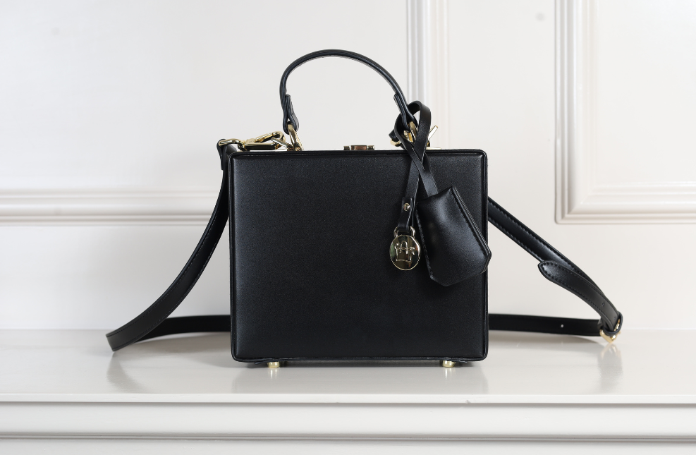 Kira 2-Way Sling Bag